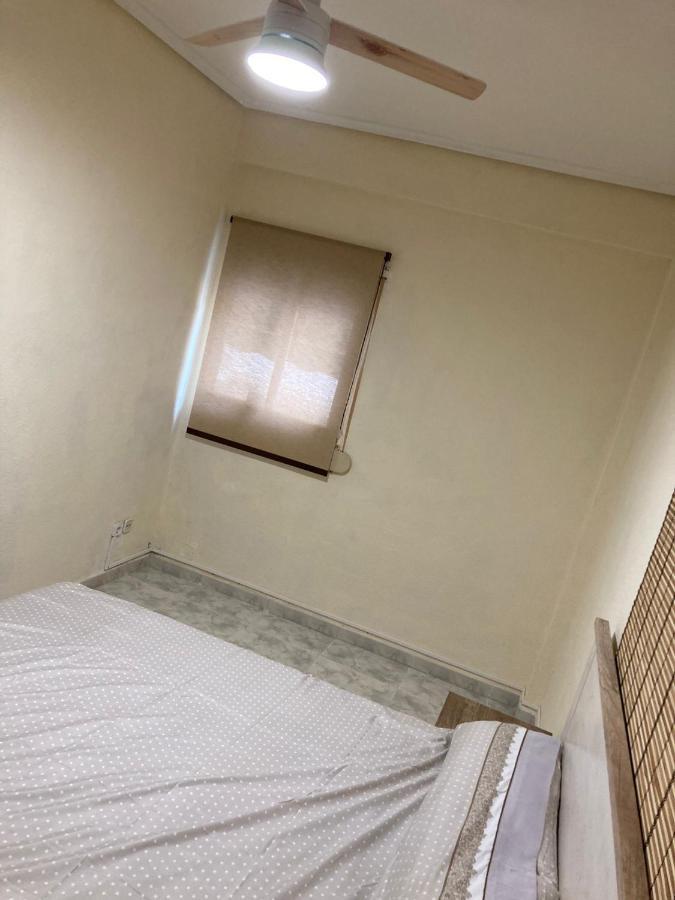Ferienwohnung Apartamento A 100 Metros De La Playa Malvarrosa Valencia Exterior foto