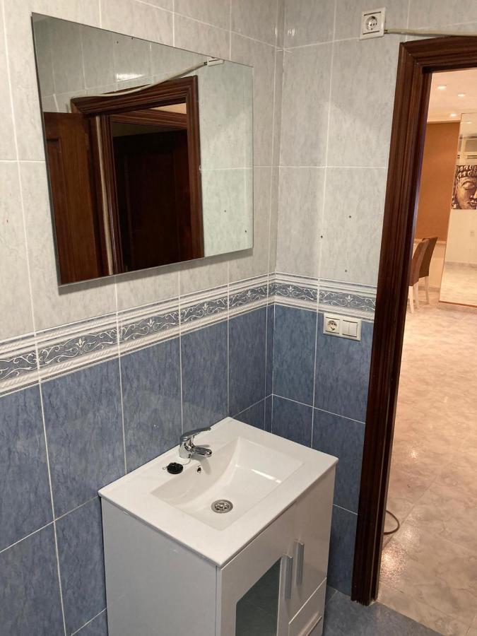 Ferienwohnung Apartamento A 100 Metros De La Playa Malvarrosa Valencia Exterior foto